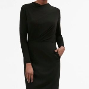 The Akiko Dress - Black